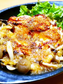 鶏もも肉のステーキ★おろし玉ねぎソース-レシピのメイン写真
