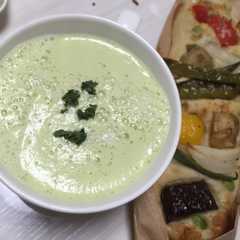 รูปของ 白菜とアボカドのシチュポタ
