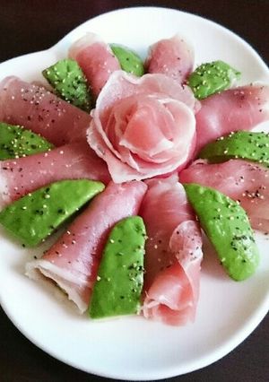 ひと味違う‼アボカドの生ハム巻き-レシピのメイン写真