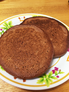 ふんわり甘〜い香り☆ココアのホットケーキ-レシピのメイン写真