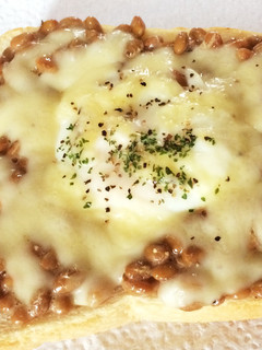 超簡単!納豆好きにはたまらないトースト-レシピのメイン写真