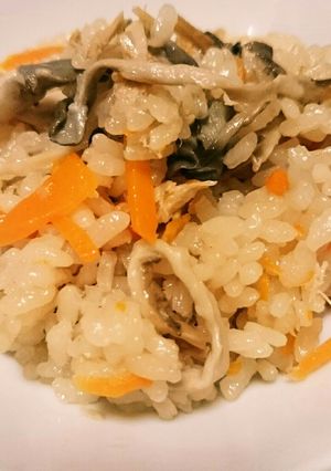 ツナきのこ炊き込みご飯☆めんつゆで簡単♪-レシピのメイン写真