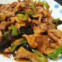 基本からアレンジまで！思わずつくりたくなる「なすピー炒め」のレシピ