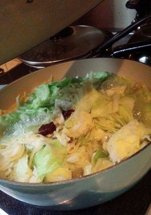 キャベツと鶏手羽元の簡単スープ-レシピのメイン写真