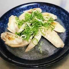 รูปของ 簡単手羽先の酒蒸し。
