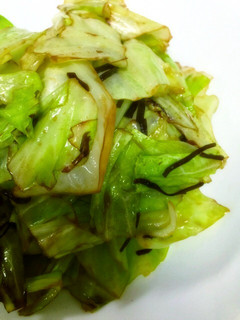 簡単副菜 キャベツの塩昆布炒め-レシピのメイン写真