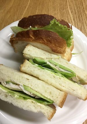 アボカドとチキンのサンドイッチ-レシピのメイン写真