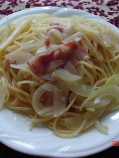 玉ねぎとベーコンのペペロンチーノ-レシピのメイン写真
