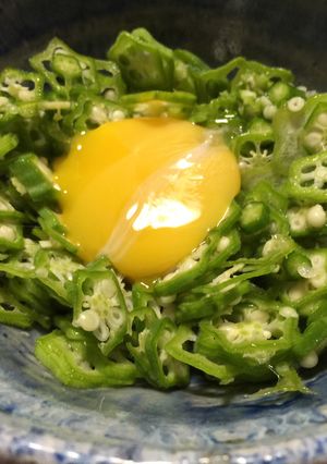 ヒンヤリオクラと卵黄で美味しい。-レシピのメイン写真