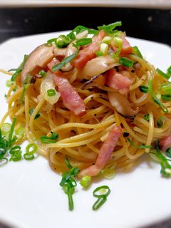 椎茸とベーコンの和風パスタ-レシピのメイン写真