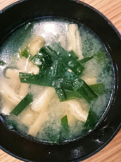 5分で完成☆にらと油揚げのみそ汁-レシピのメイン写真