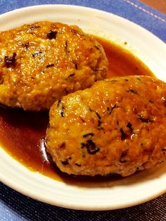 芽ひじき入りの豆腐ハンバーグ-レシピのメイン写真