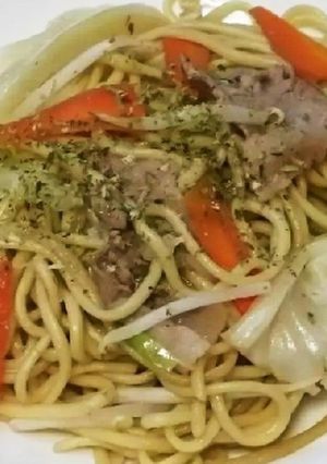 簡単！絶品！ちゃんぽん麺で屋台風焼きそば-レシピのメイン写真