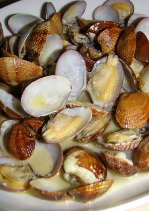 アサリの酒蒸し　　　ニンニクバター風味-レシピのメイン写真