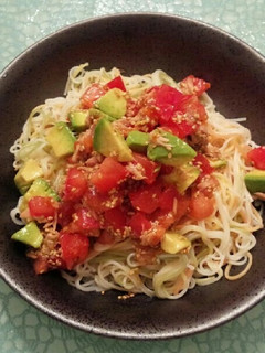 アボカドトマトそうめん-レシピのメイン写真