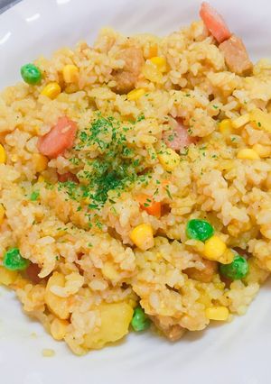 余ったカレーで「カレーピラフ」-レシピのメイン写真