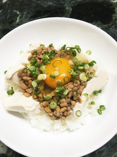 納豆と豆腐と卵の簡単栄養満点丼♪女子に♡-レシピのメイン写真