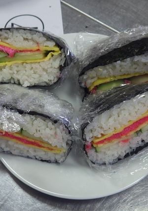 岡山県産ノリをつかった「おにぎらず」-レシピのメイン写真