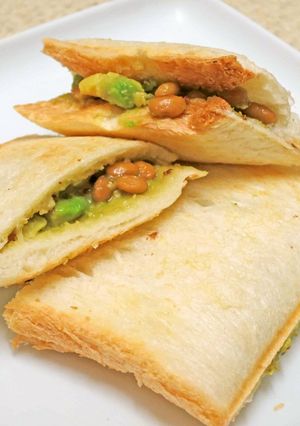 アボカド納豆のホットサンド-レシピのメイン写真