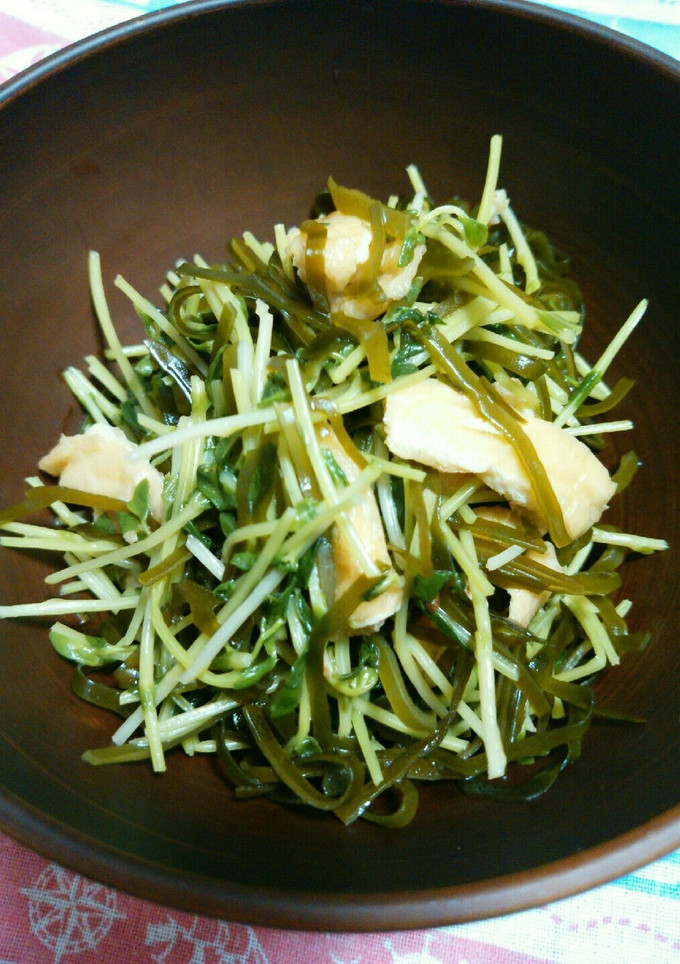 安い材料で！切り昆布と豆苗のサッと煮☆-レシピのメイン写真