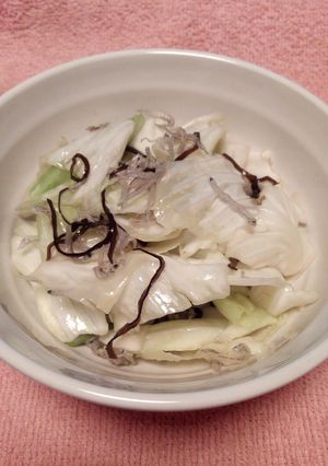 キャベツとじゃこと塩昆布☆まぜまぜサラダ-レシピのメイン写真