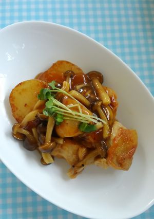ソースとろり！鶏肉と大根の一口ステーキ♪-レシピのメイン写真