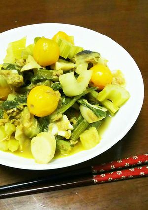セロリとプチトマトのツナ入りカレー風味-レシピのメイン写真