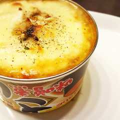 รูปของ 非常食消費♡缶ごと鯖缶（みそ煮）チーズ焼