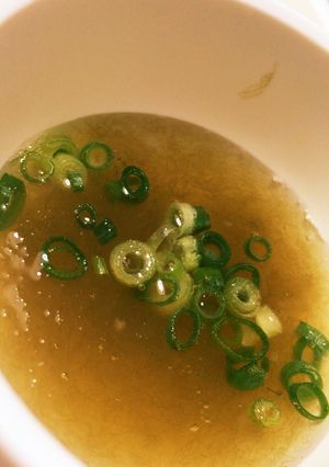 離乳食。とろろ昆布で簡単スープ-レシピのメイン写真