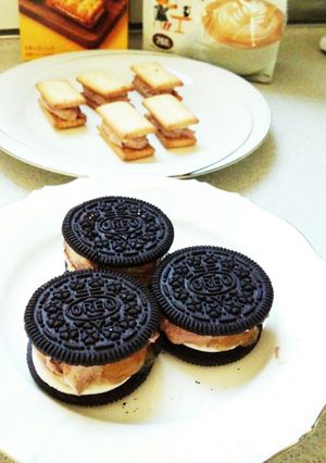 簡単クッキーサンドアイス-レシピのメイン写真