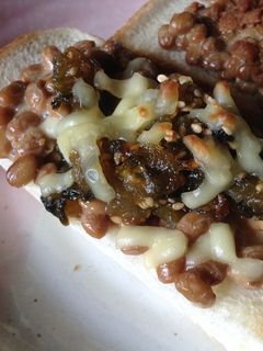 納豆とゴーヤの佃煮のトースト-レシピのメイン写真