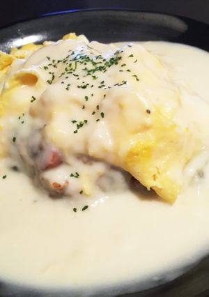 オムライスのホワイトソースがけ-レシピのメイン写真