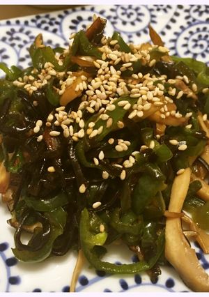 5分で簡単ピーマンとエリンギの塩昆布炒め-レシピのメイン写真