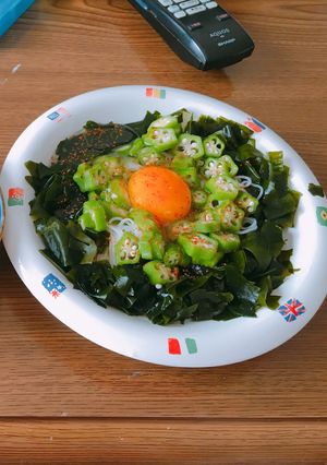 オクラとワカメでぶっかけそうめん-レシピのメイン写真