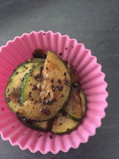 お弁当に★ズッキーニのゆかり炒め-レシピのメイン写真