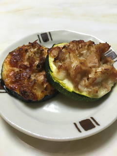 ズッキーニのシーチキンとチーズ焼き-レシピのメイン写真
