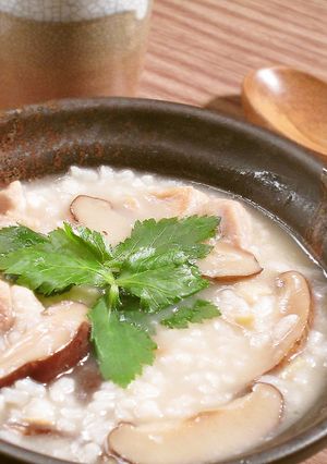 液体塩こうじで鶏肉と椎茸のおかゆ☆-レシピのメイン写真