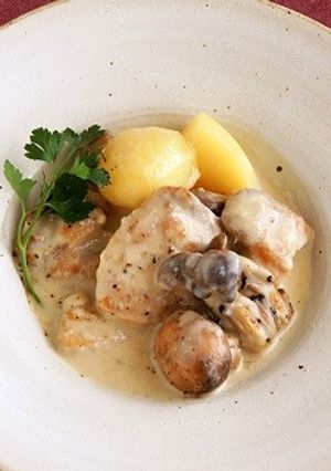 【減塩 野菜だしで作る】鶏肉のクリーム煮-レシピのメイン写真