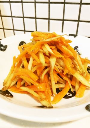運動会☆にんじん&カレー粉きんぴらごぼう-レシピのメイン写真