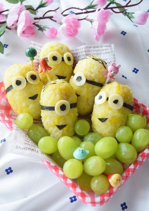 【キャラ弁♡】可愛い！ミニオンズお握り-レシピのメイン写真
