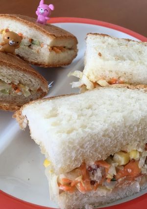野菜たっぷりコールスローサンド♡-レシピのメイン写真