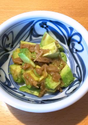 超簡単アボカドのわさび風味なめ茸添え-レシピのメイン写真