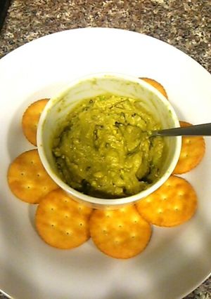 アボカドのサバ風味パテ・リッツ添え-レシピのメイン写真