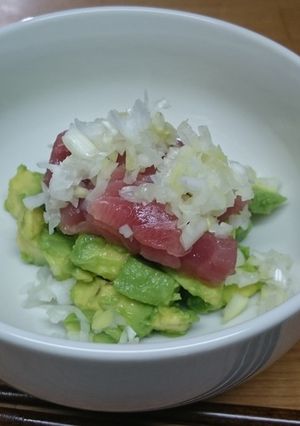 マグロとアボカドナムル-レシピのメイン写真