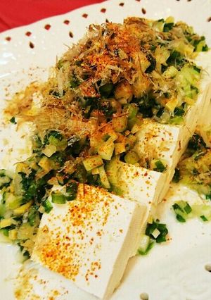 胡麻油香る♪きゅうりのだしかけ冷奴サラダ-レシピのメイン写真