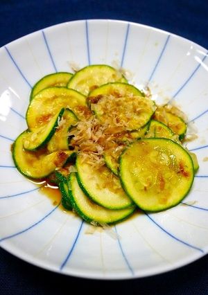 簡単！熱々たっぷりズッキーニ-レシピのメイン写真