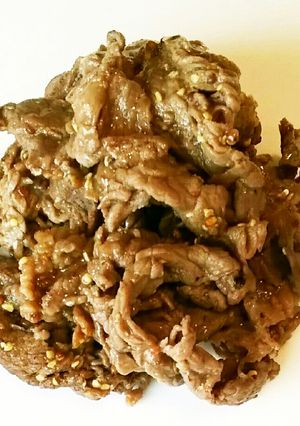 切り落とし牛肉の粒マスタード炒め-レシピのメイン写真