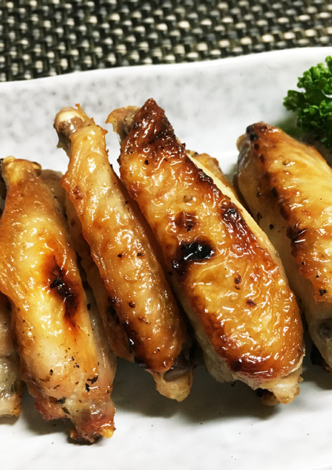 簡単！鶏手羽中の塩ニンニク炙り焼き-レシピのメイン写真