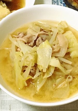 満腹！豚キャベモヤシ味噌汁-レシピのメイン写真