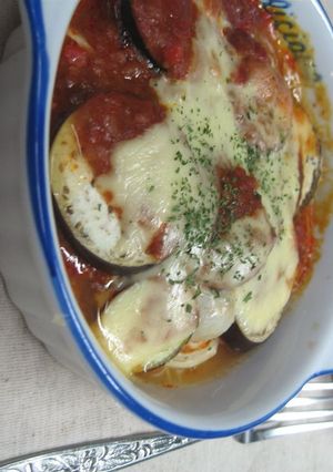 簡単♡♥なすとチーズのミートソース焼き-レシピのメイン写真